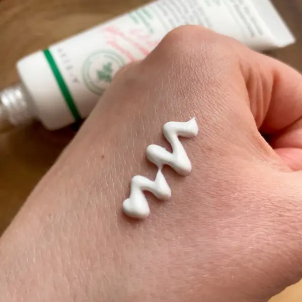 واقي شمس كوري Axis-Y Complete No-Stress Physical Sunscreen