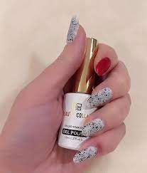 ملمع الاظافر